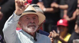 Lula amplía ventaja en encuestas previo a la primera vuelta