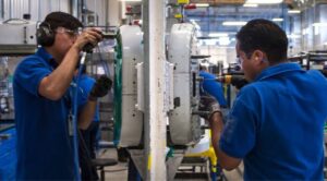El mercado laboral en México suma 1.3 millones de personas más en un año