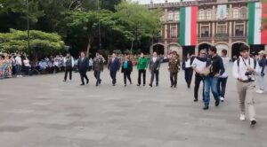 Reafirman valores cívicos durante ceremonia por la Independencia de México