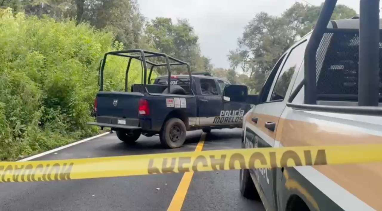 Mueren dos motociclistas en choque en Huitzilac