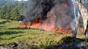 Cierran la autopista Xalapa-Perote tras explosión de pipa en Veracruz