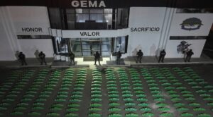 La Policía de Ecuador decomisó 2.9 toneladas de cocaína durante operativos realizados en Manta, provincia de Manabí