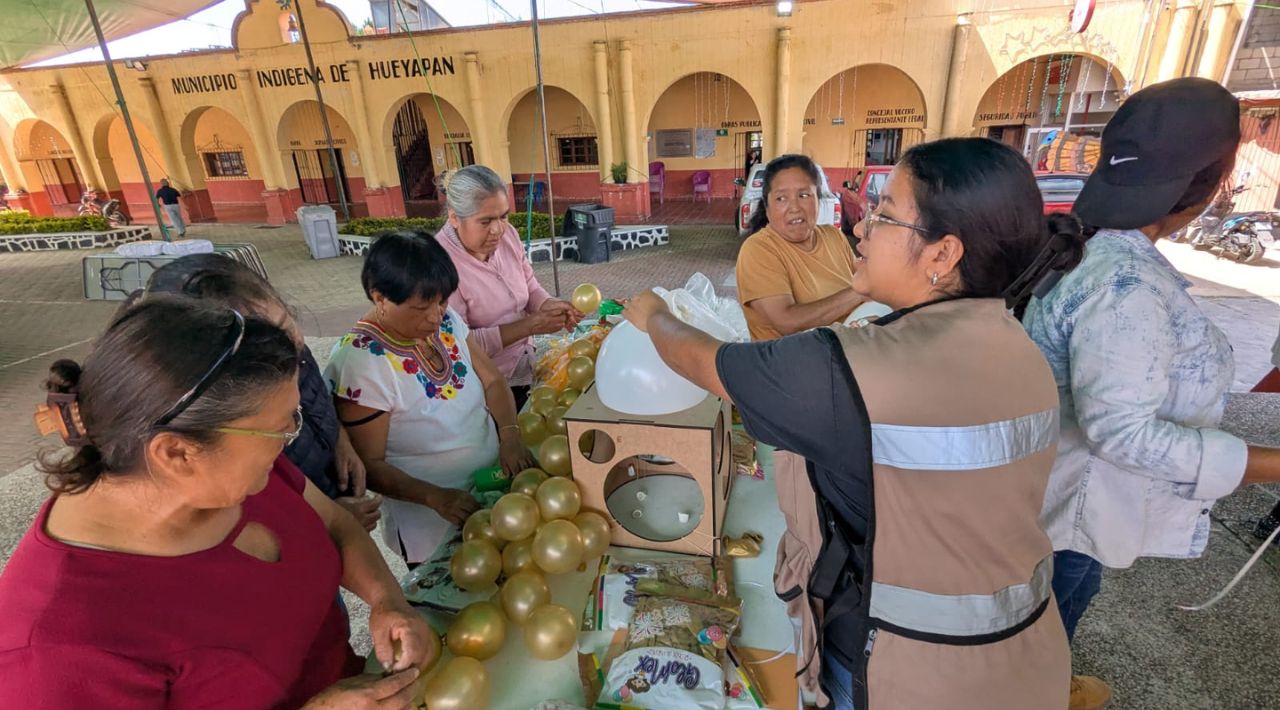 Imparten talleres de autoempleo para mujeres en Puente de Ixtla a través del Centro LIBRE