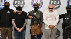Vinculan a proceso a Diego y Gerardo N por multihomicidio de tecladista de Camilo Séptimo y su familia