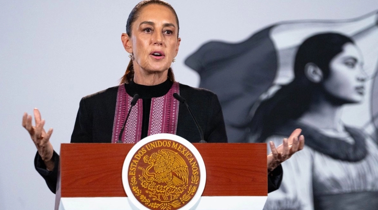 Sheinbaum rechaza intervención extranjera y cuestiona a EU por drogas y armas