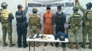 Detienen a ocho presuntos integrantes del Cártel de Sinaloa en Mazatlán