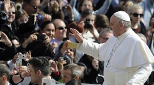 Diario personal del papa Francisco se publicará en noviembre en 94 países