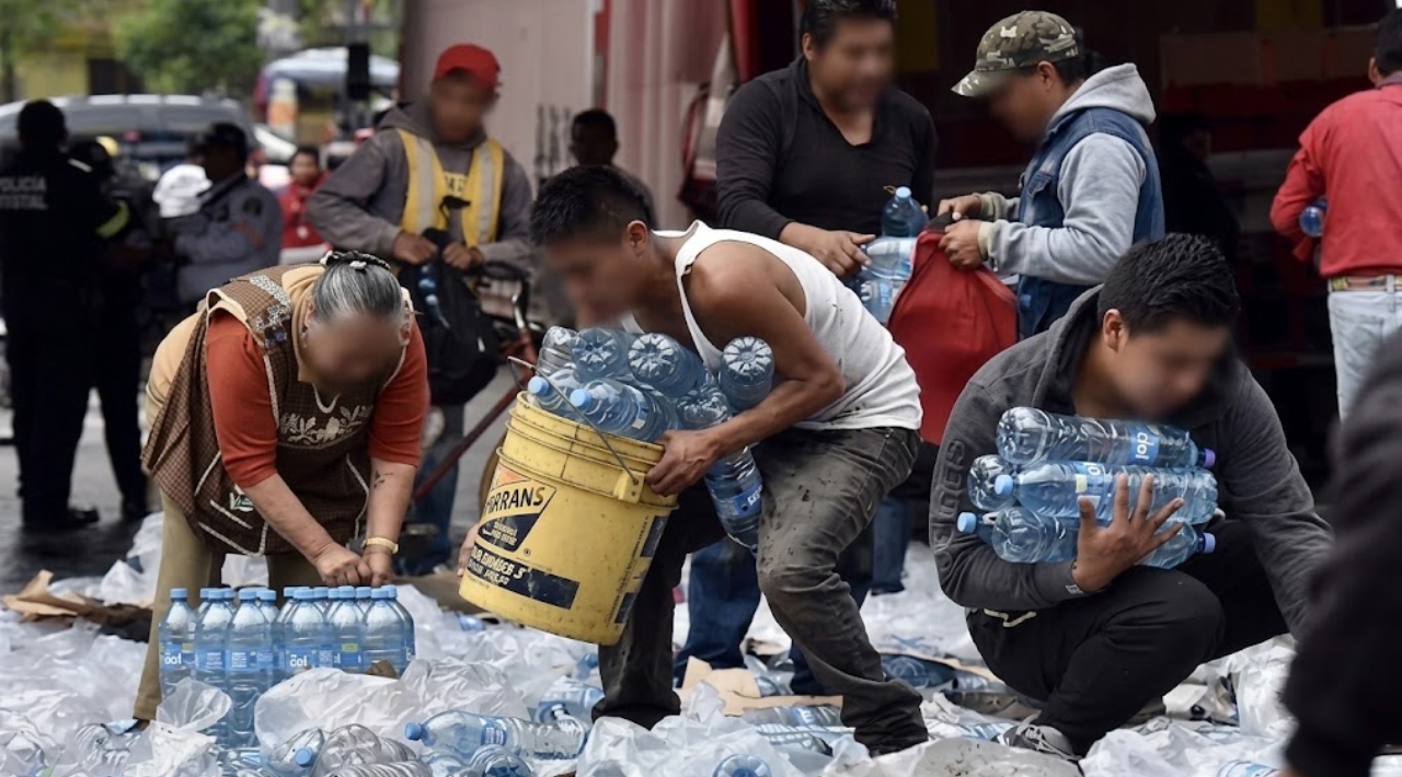 Rapiña en Veracruz ya es delito: habrá hasta 5 años de cárcel por saquear vehículos accidentados