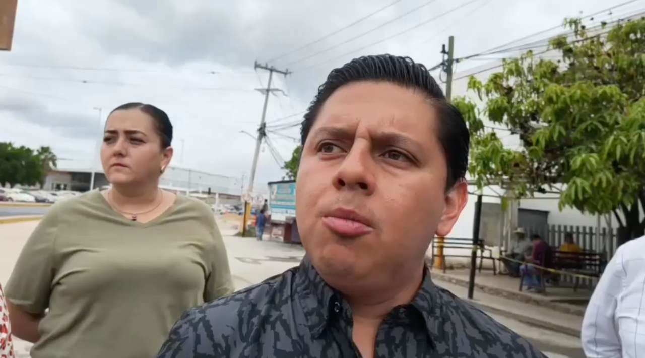 Refuerzan seguridad en escuelas de Jojutla tras ingreso indebido de una persona a preparatoria 4.