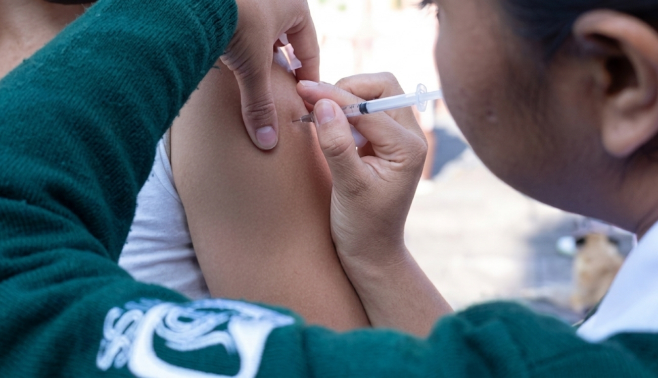 Morelos inicia campaña de vacunación invernal; aplicarán más de 500 mil dosis contra influenza y COVID-19