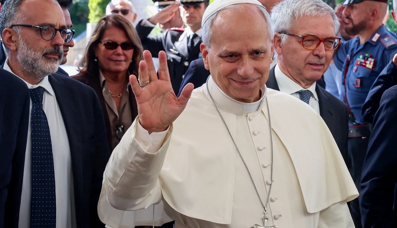 Papa León XIV se recupera tras cirugía por cáncer pulmonar; le extirpan parte del pulmón derecho