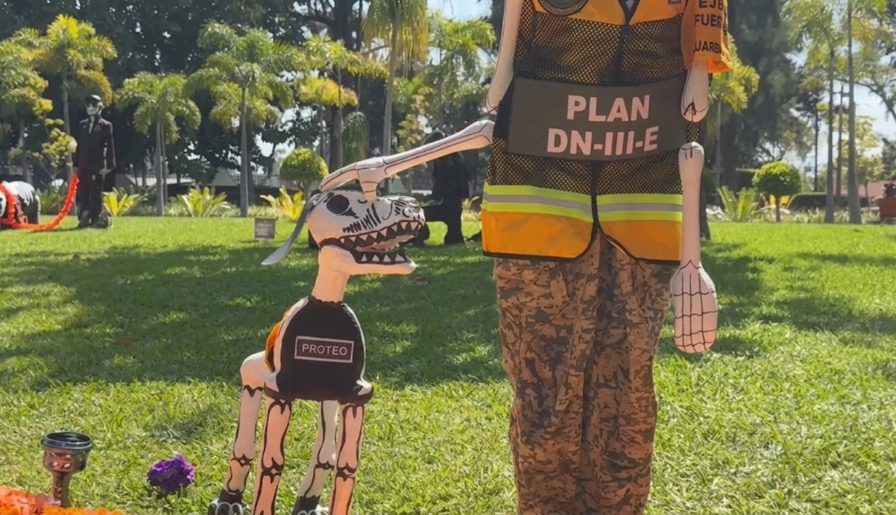 24 Zona Militar conmemora 60 años del Plan DN-III-E con megaofrenda