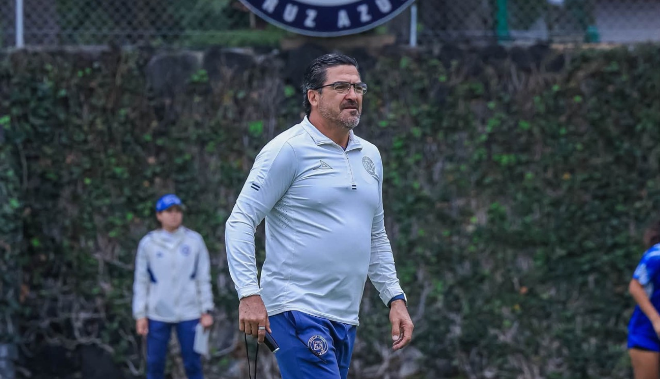 Carlos Acevedo renueva con Santos Laguna hasta 2030 tras rumores de salir a Europa