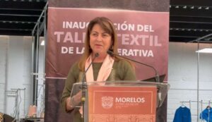 Margarita González Saravia llama a fortalecer la cooperativa textil COFUMOR en Morelos