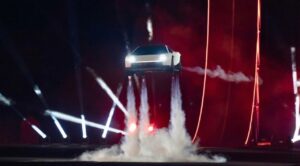 Tesla presenta auto volador: promete acelerar a 100 km/h en menos de un segundo