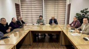 IMSS y sindicato abren nueva negociación salarial tras rechazo de trabajadores
