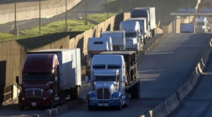 Transportistas anuncian paro nacional indefinido a partir del lunes