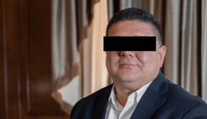 Dictan prisión preventiva a César Jáuregui, exfiscal de Chihuahua acusado de traición a la patria