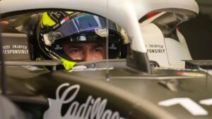 ¡Checo se queda en pits! Cadillac le da el volante a Herta en Austin